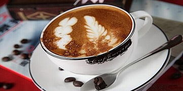 畫(huà)布咖啡 藝術(shù)與味蕾交融的餐飲新體驗(yàn)